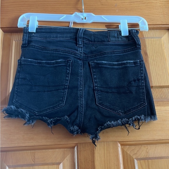 American Eagle Short, Short - Picture 2 of 2